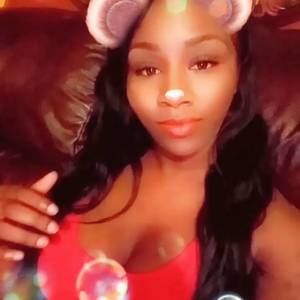 Meet your Posher, Nelly